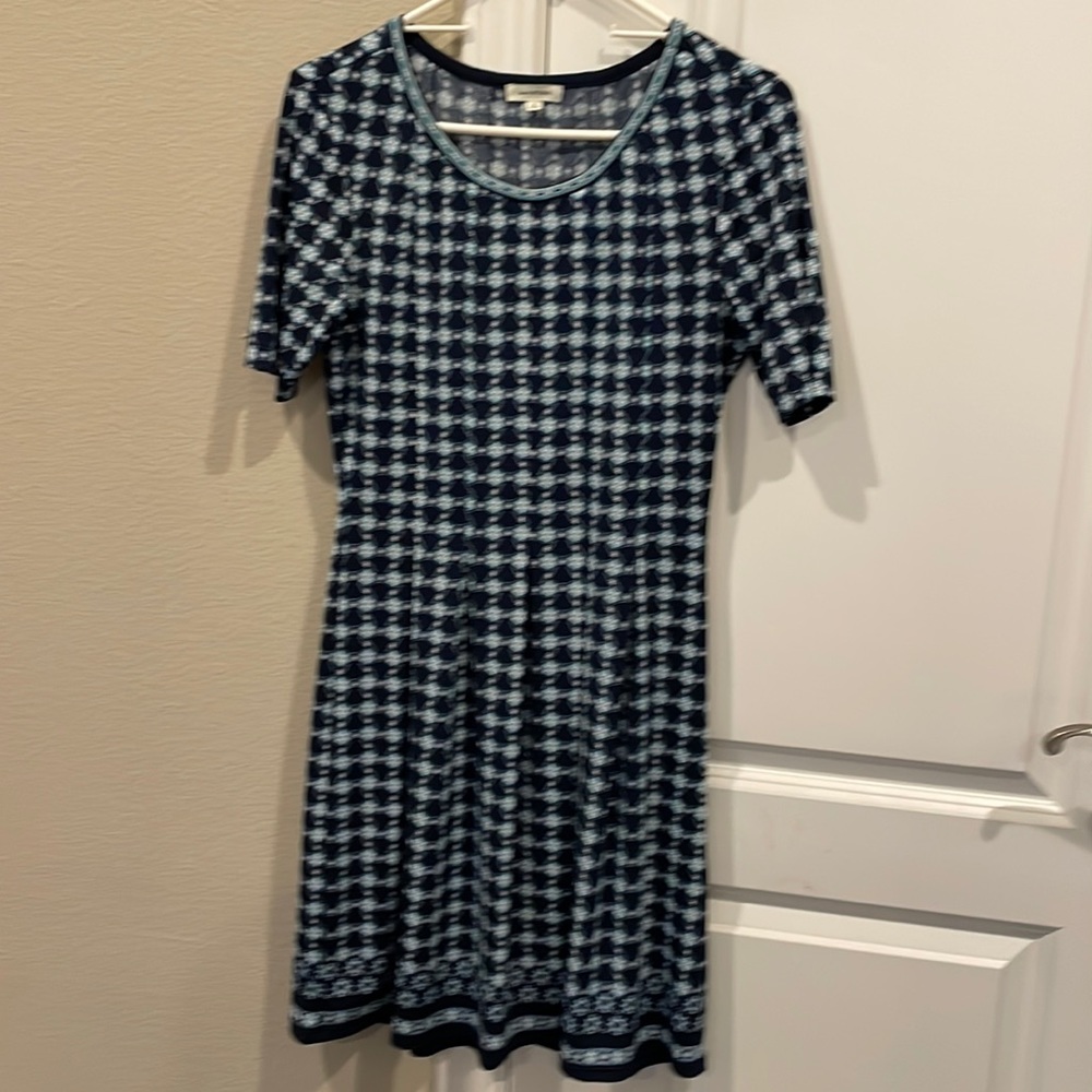Max studio size Small
